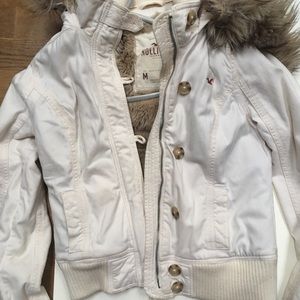 Hollister fur coat-size M.